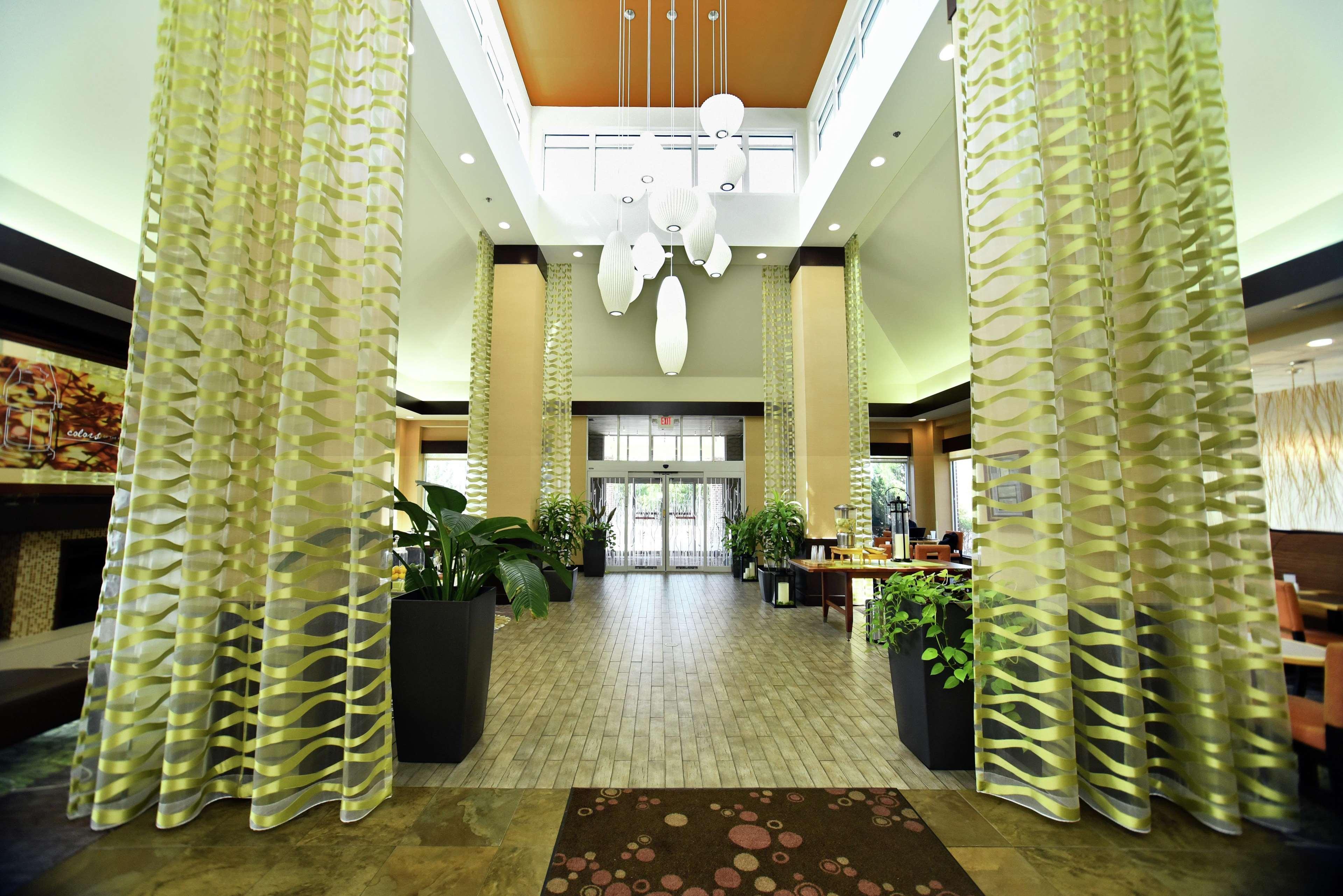 Hilton Garden Inn Atlanta/Пичтри-Сити Экстерьер фото